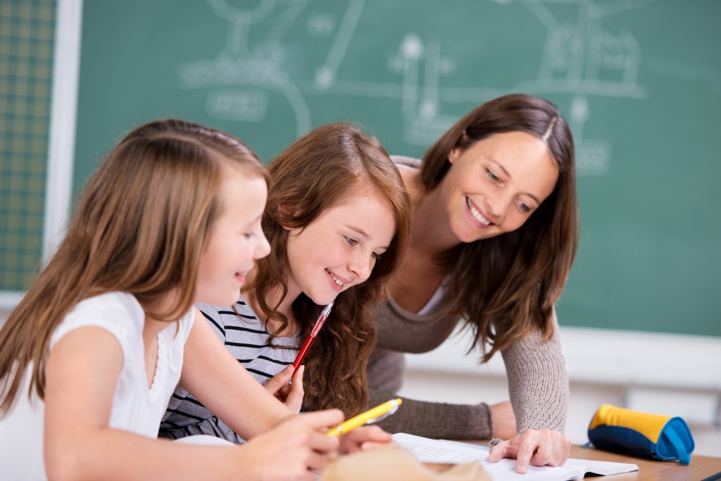 Cours de soutien scolaire collectifs pour enfants